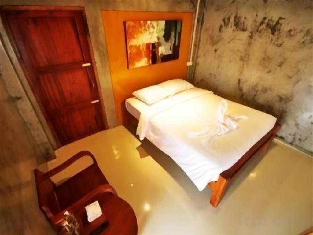 Hometel 2*