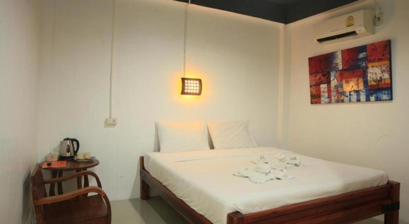 Hometel Hotel Krabi town
