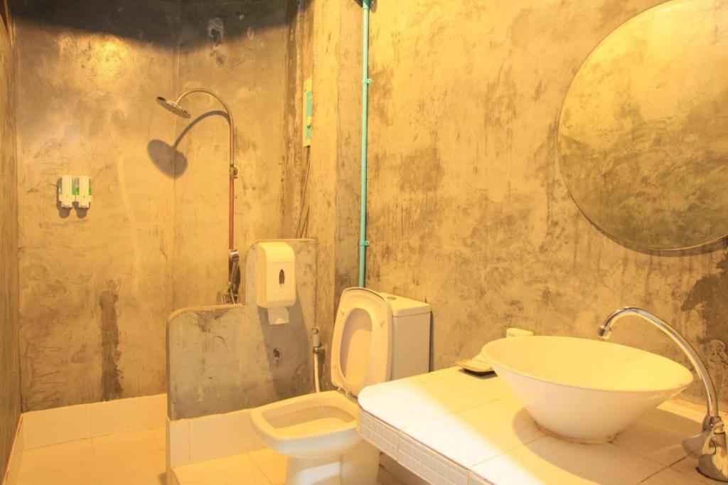 Hometel Hotel